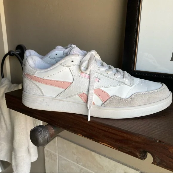 Reebok White and Pink Athletic Shoes - Picture 6 of 6